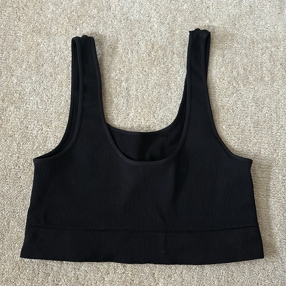 Bao Bei Body black crop top - Picture 2 of 3